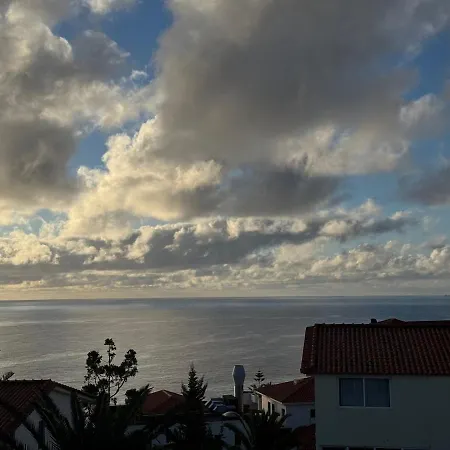 Welcome To Paradise Island