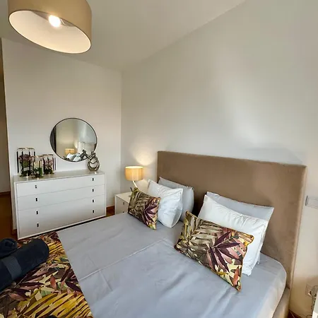 Welcome To Paradise Island Daire Caniço