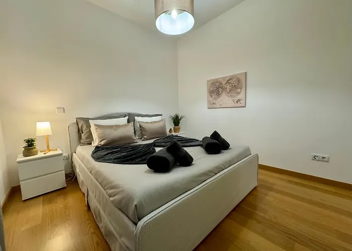 Welcome To Paradise Island *