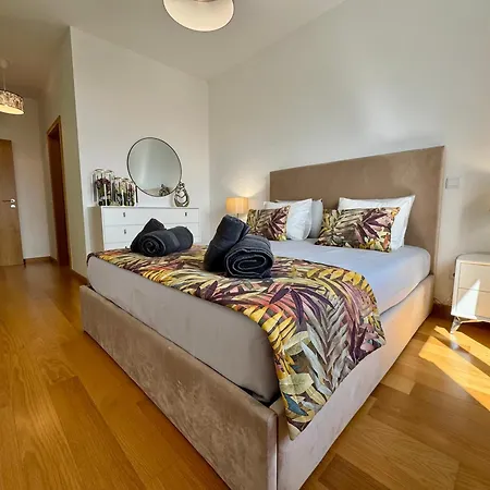 Welcome To Paradise Island