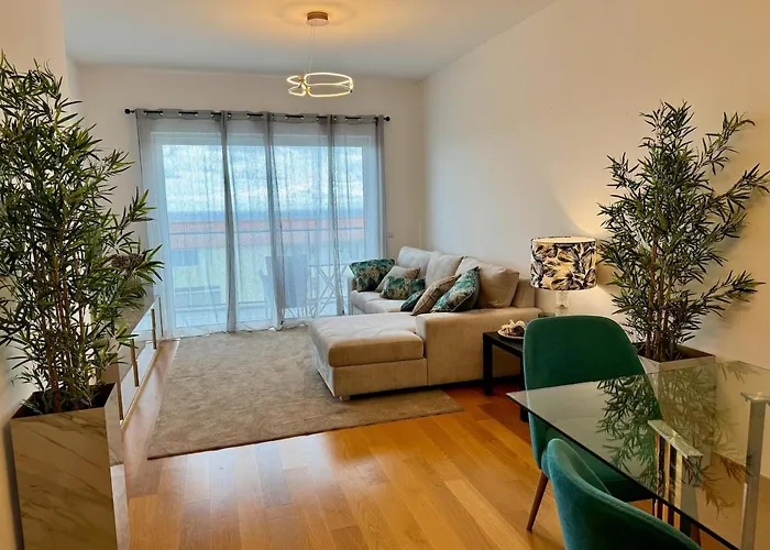 Welcome To Paradise Island *