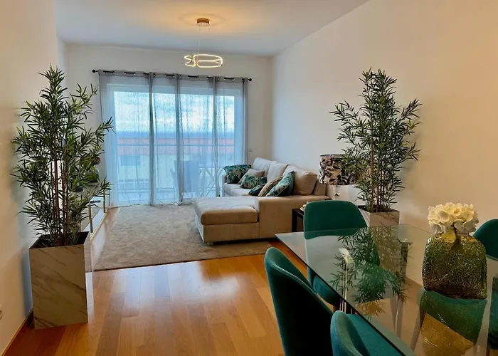 Welcome To Paradise Island