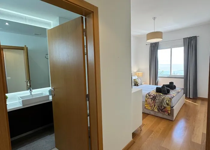 Welcome To Paradise Island