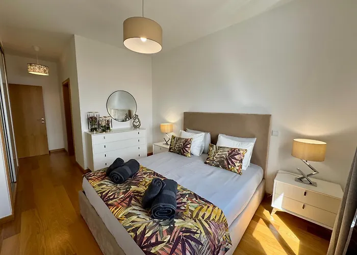 Welcome To Paradise Island 卡尼索